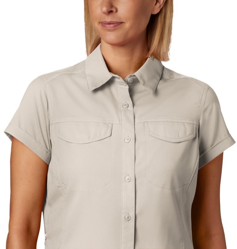 Women's Columbia Silver Ridge Lite Short Sleeve Shirts Khaki | Plus Size CA-U8AL4